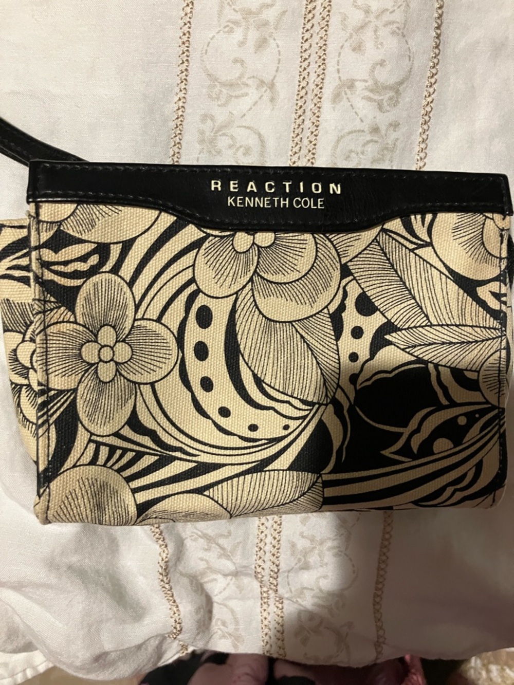 Kenneth Cole Reaction Black and Beige Floral Wristlet